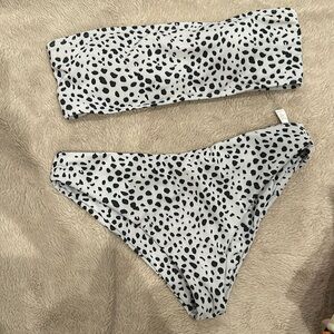 Swimsuit, Size medium, great condition